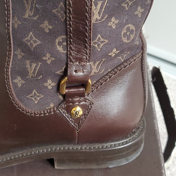 Louis Vuitton monogram mini lin riding boots - Picture 4 of 11